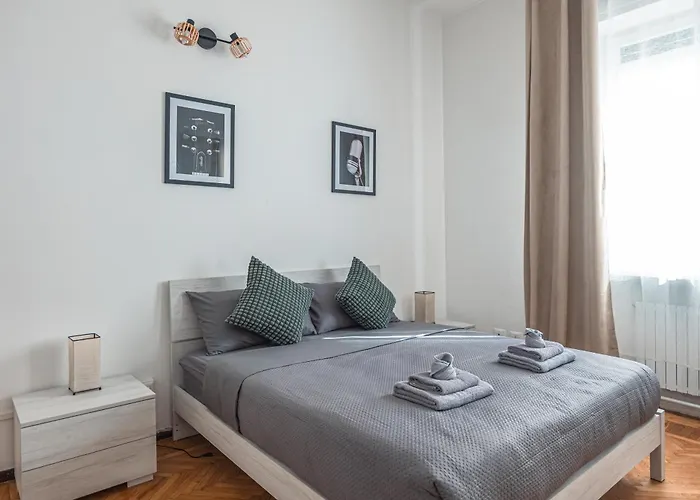 'music Home' 15mincentral Station - Linateairport - Metro * Milano