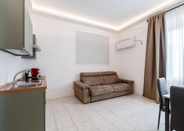 Smile In Apartment