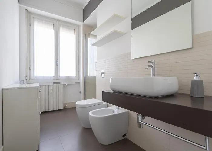 La Vista Sulla Citta - 8vo Piano Attico Mozzafiato * Mediolan