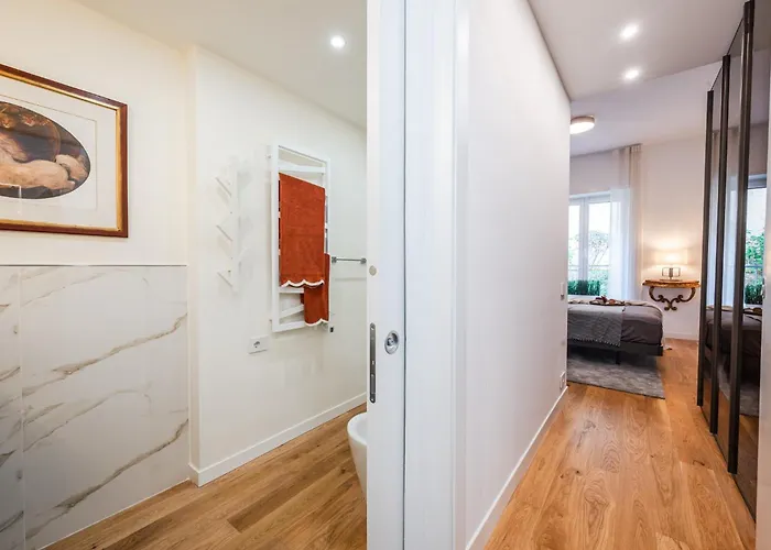 The Golden Retreat - San Babila Duomo