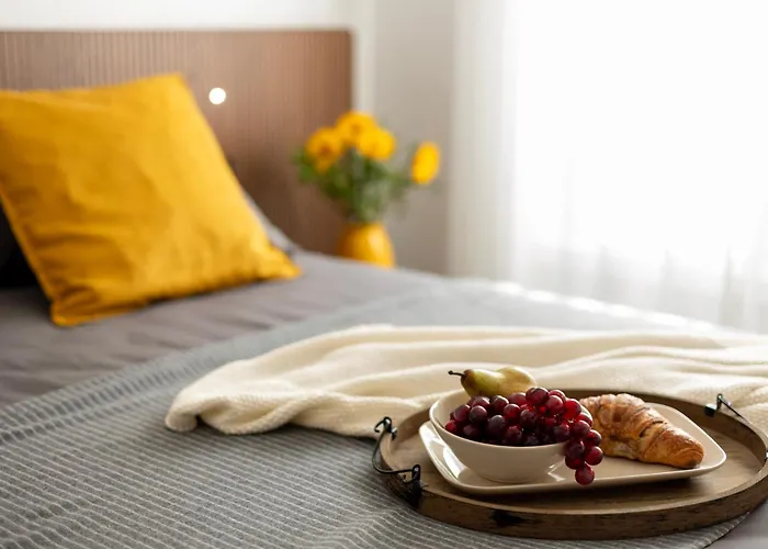 The Golden Retreat - San Babila Duomo Apartman Milánó