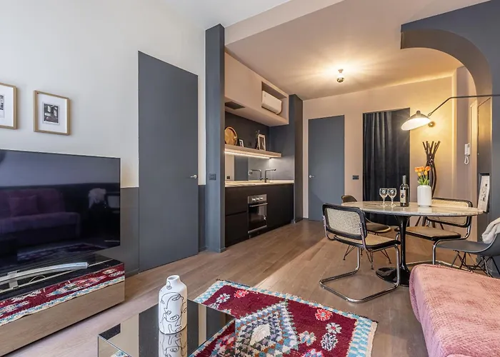 Zuretti Modern Comfort Near Station Appartamento