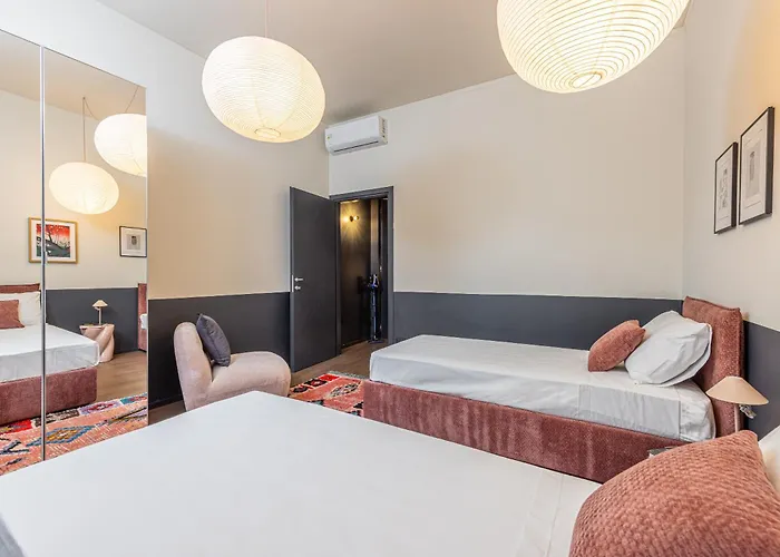 Zuretti Modern Comfort Near Station Appartement Milan
