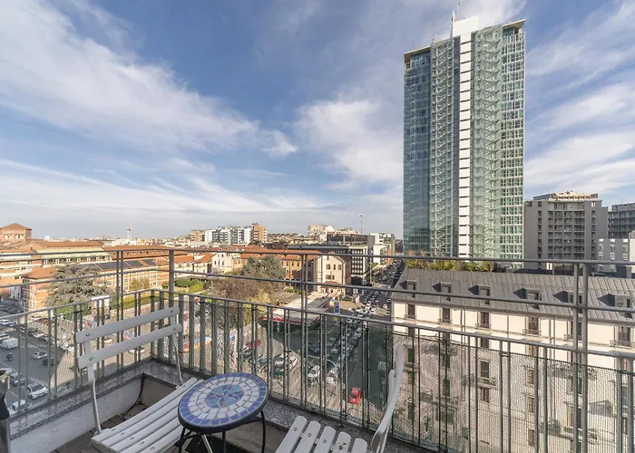 Apartament La Vista Sulla Citta - 8vo Piano Attico Mozzafiato Mediolan