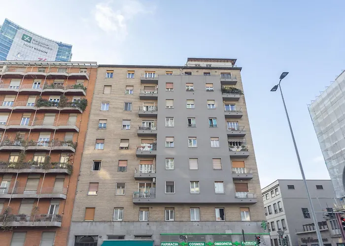 La Vista Sulla Citta - 8vo Piano Attico Mozzafiato Апартаменты *