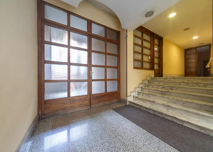 La Vista Sulla Citta - 8vo Piano Attico Mozzafiato Mediolan