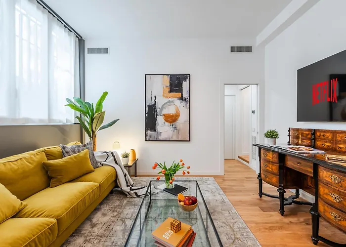 The Golden Retreat - San Babila Duomo Apartman Milánó