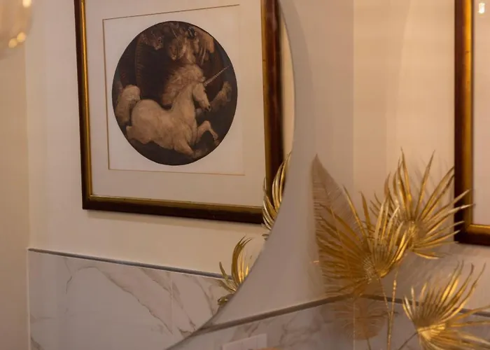 The Golden Retreat - San Babila Duomo