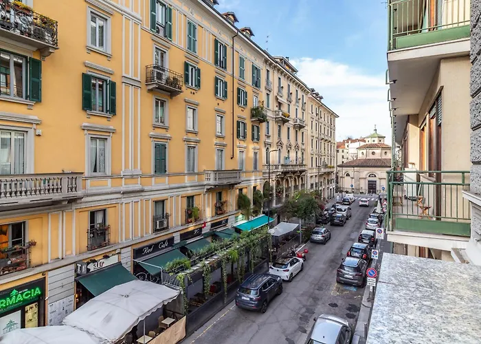 Design Penthouse In Porta Venezia *