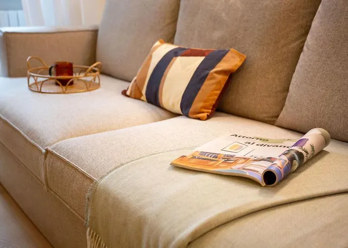 Apartmán The Rent - Characterful Two-bedroom Flat Steps From Palestro Milán