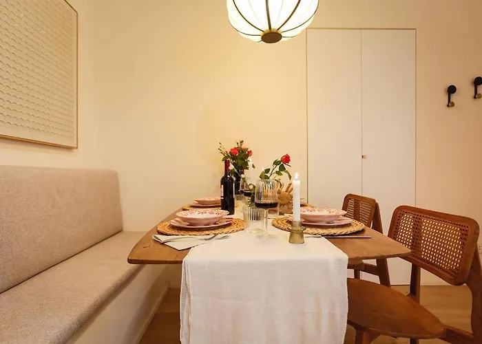 Apartmán The Rent - Characterful Two-bedroom Flat Steps From Palestro *