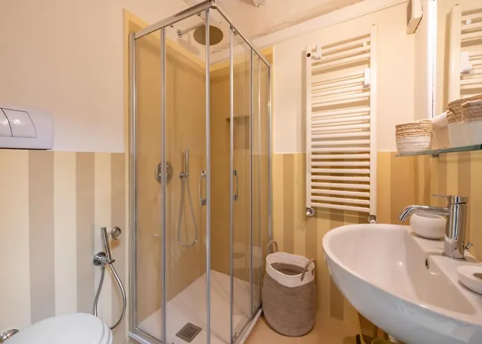 Navigli Authentic Charm In A Historic * מילאנו