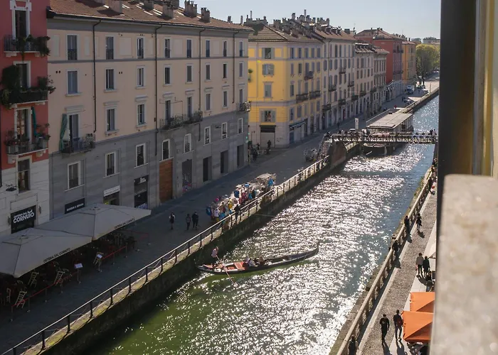 View Of The Navigli - In The Heart Of - Wifi דירה