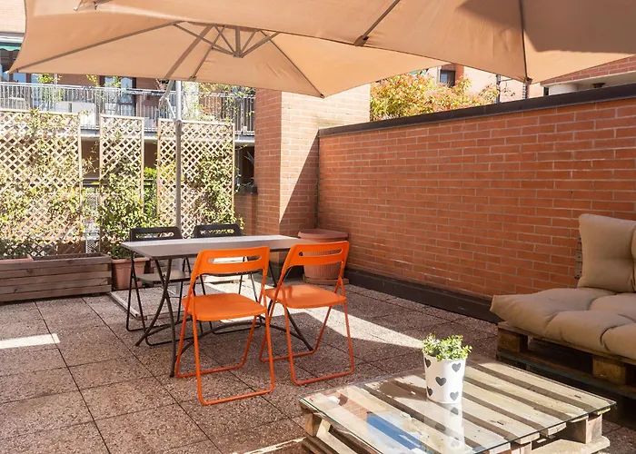 Daire Cozy With A Large Terrace Porta Romana