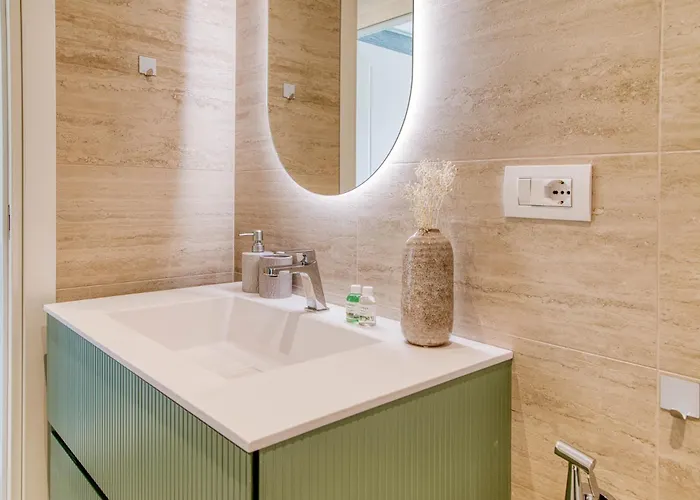 Easylife - Stile Ed Eleganza In Stazione