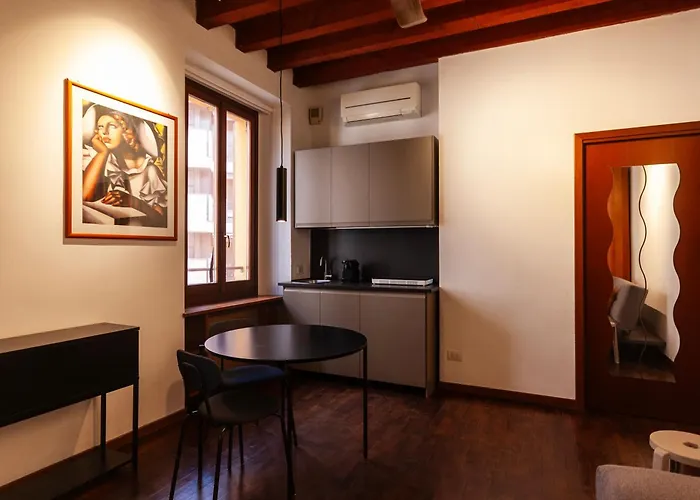 Youhosty - Anfiteatro 12 Milánó