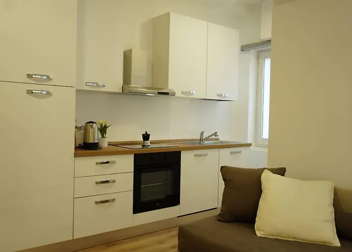 Sonnino - At Your Place アパート