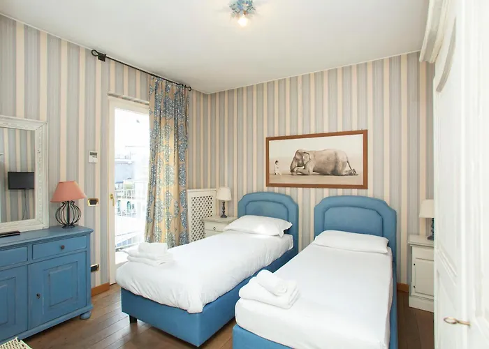 Duomo Luxury Living 16 - Apartament Mediolan