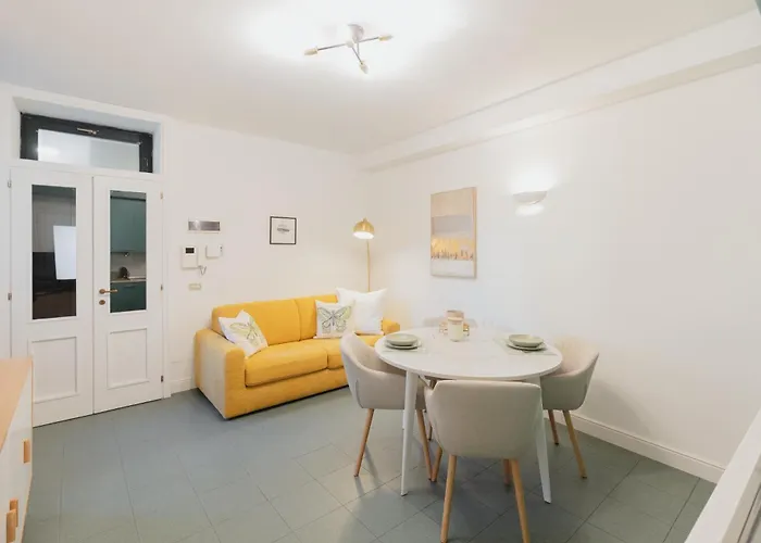 Apartment Gohost - Stylish And Charming Flat Between Navigli And Duomo *
