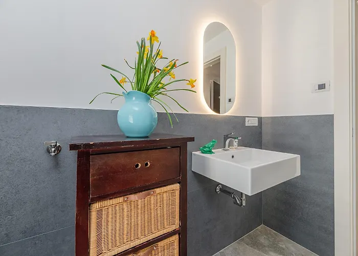 A New Futuristic Habitat! * Milão