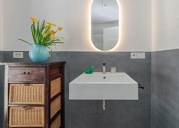 A New Futuristic Habitat! *