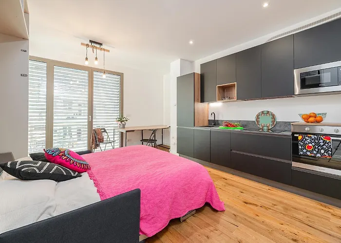 A New Futuristic Habitat! Apartamento Milão