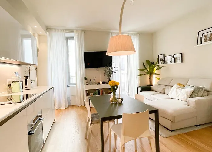 New Quiet And Design In The Heart Of Milano