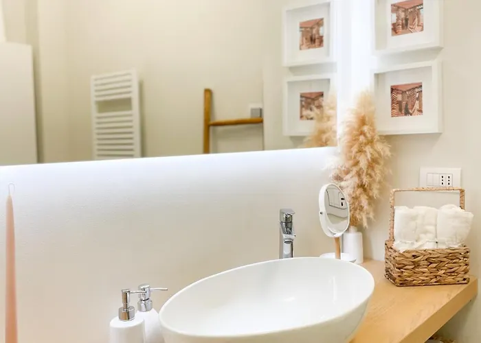 New Quiet And Design In The Heart Of Lejlighed Milano