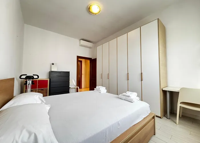 アパート Kibilu - Bilocale Citta Studi, San Raffaele, Linate ミラノ