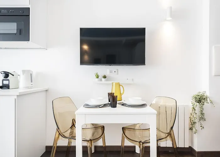 Easylife - Monolocale Soppalcato In Porta Romana Appartamento