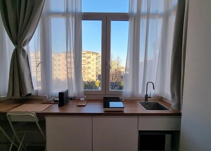 Apartament Luminoso Monolocale Mm3 Dergano Sky Legnone