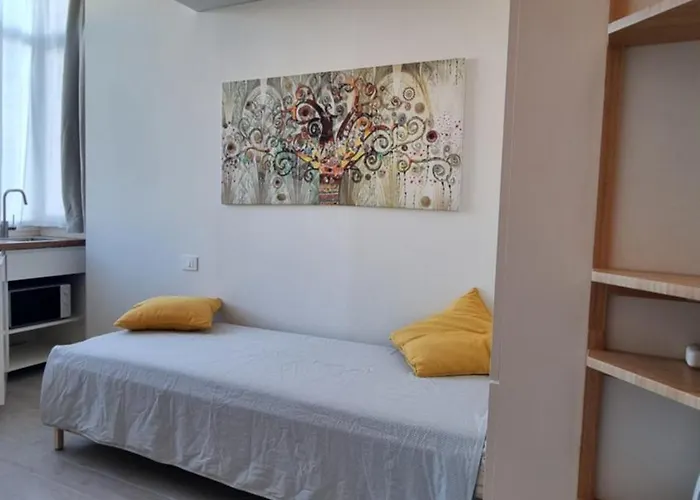 Apartament Luminoso Monolocale Mm3 Dergano Sky Legnone *