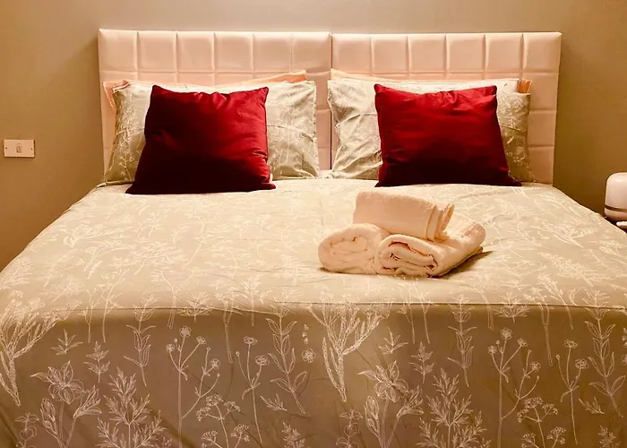 Comfortable 6 Min From Station Daire