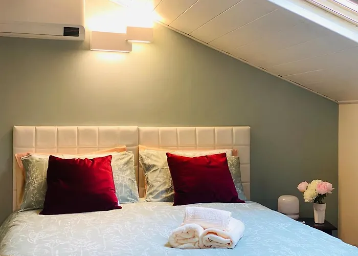 Comfortable 6 Min From Station Lejlighed Milano