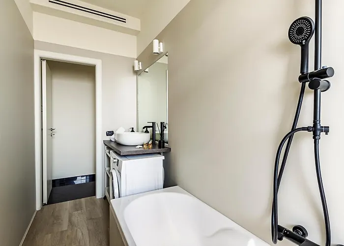 Ampio Trilocale Panoramico Ad Arco Della Pace