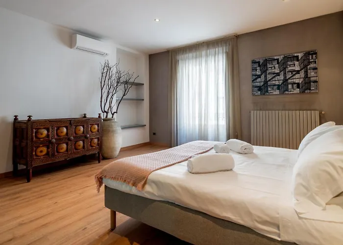 Italianflat - Elegant Flat With Balcony M4 Tricolore - 7 Pax Apartment Milan