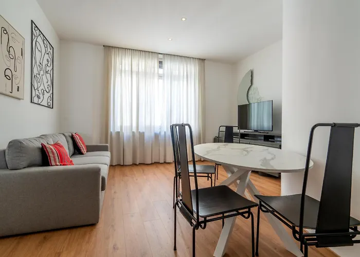 Apartment Italianflat - Elegant Flat With Balcony M4 Tricolore - 7 Pax Milan
