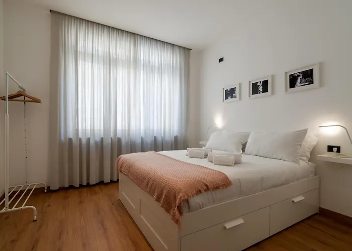 Apartment Italianflat - Elegant Flat With Balcony M4 Tricolore - 7 Pax