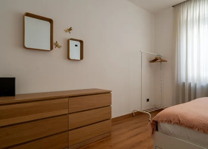 Italianflat - Elegant Flat With Balcony M4 Tricolore - 7 Pax Apartment *