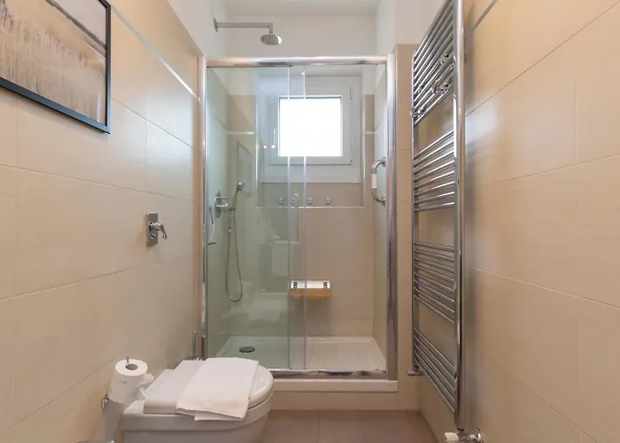 Metro Line 1 Free Parking Apartman