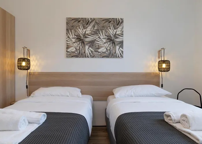 Metro Line 1 Free Parking *