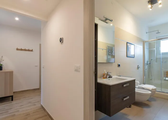 Metro Line 1 Free Parking Milánó