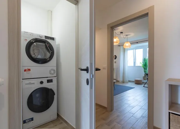 Metro Line 1 Free Parking