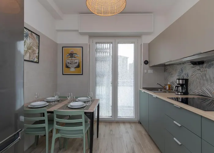 Metro Line 1 Free Parking Apartman *