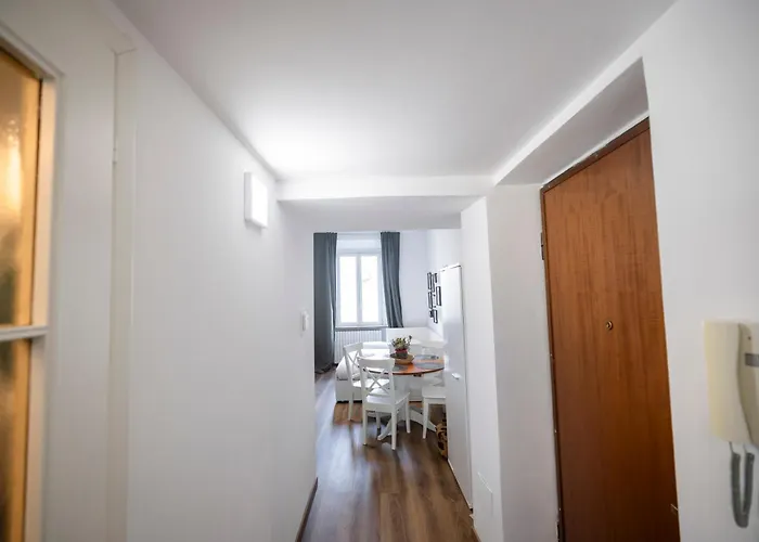 Splendido Bilocale In Zona Chinatown *