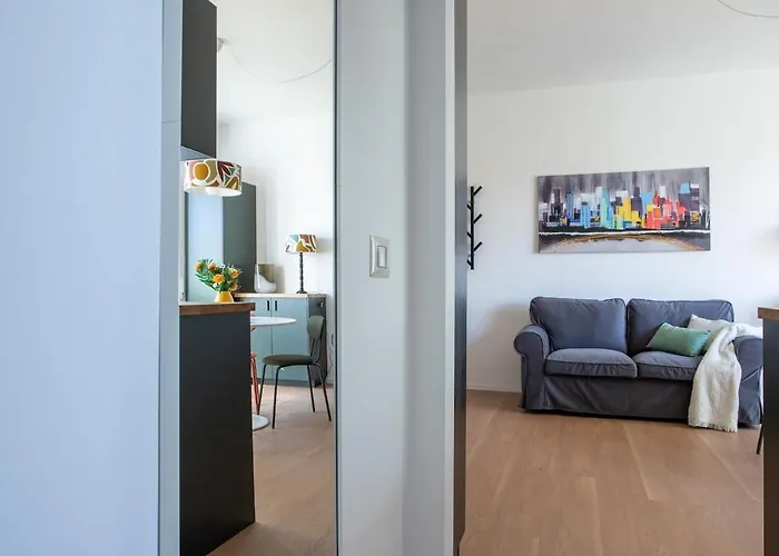 Porta21 - Linate, Ospedale Monzino, Arena Santa Giulia * ميلان