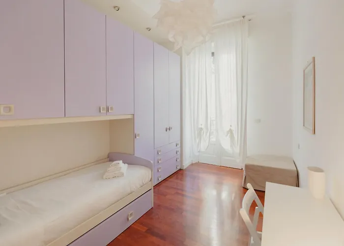 Gohost - Quiet, Bright & Stylish Flat In The Heart Of