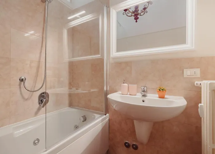 Gohost - Quiet, Bright & Stylish Flat In The Heart Of Lejlighed Milano