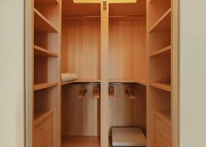 Gohost - Quiet, Bright & Stylish Flat In The Heart Of *