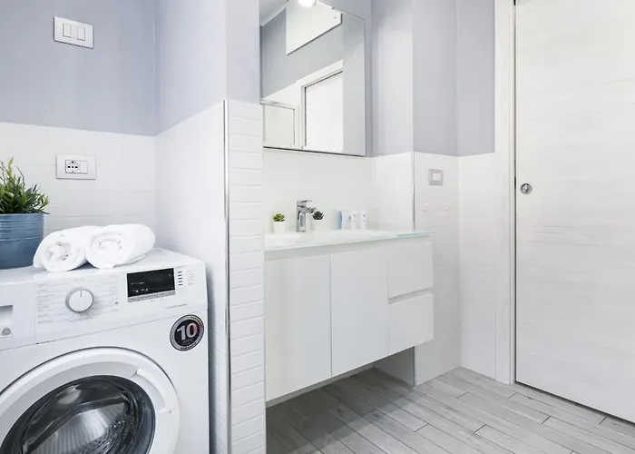 Easylife - - Juvara 12 - Citta Studi